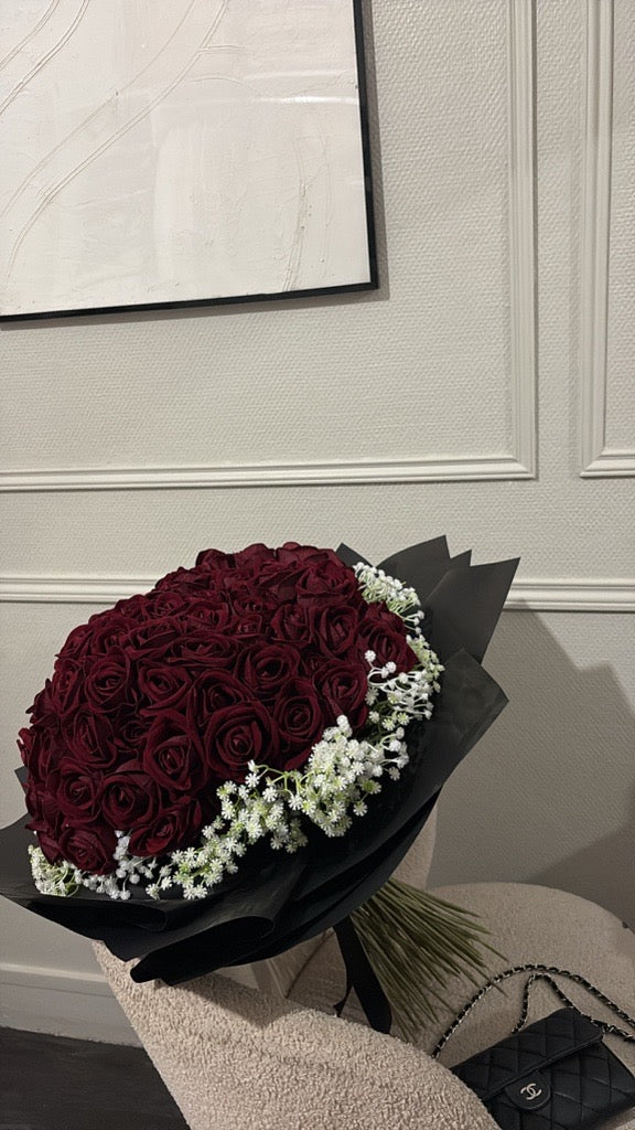Bouquet de Roses à Composés avec Gypsophile